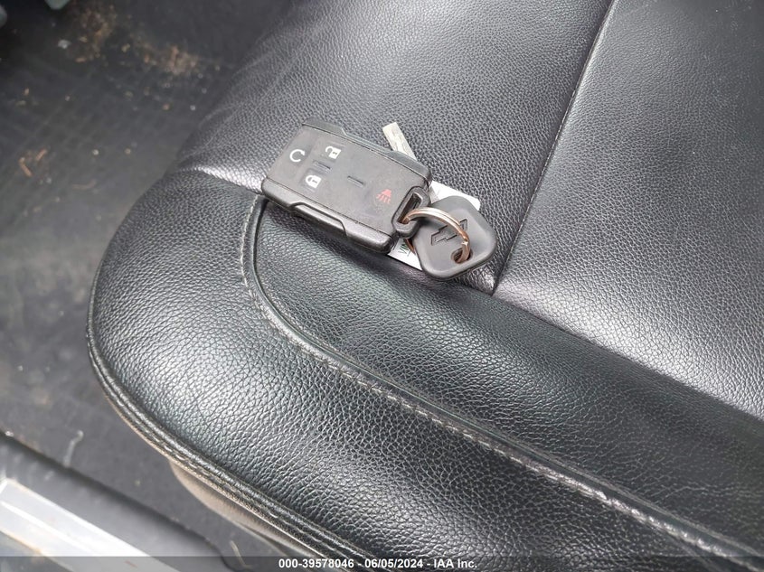 2018 Chevrolet Silverado 1500 2Lt VIN: 3GCUKREC5JG610217 Lot: 39578046