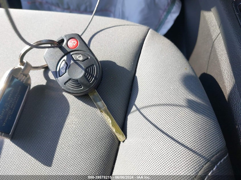 2017 Ford Escape S VIN: 1FMCU0F74HUE17563 Lot: 39578215