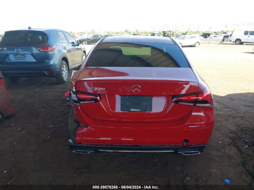 2019 Mercedes-Benz A 220 VIN: WDD3G4EB0KW027506 Lot: 39578268