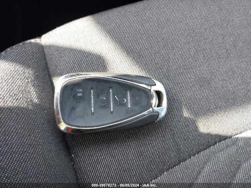 2019 Chevrolet Equinox Lt VIN: 2GNAXJEV2K6219196 Lot: 39578272