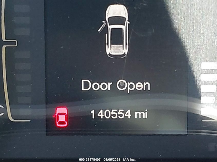 2014 Jeep Cherokee Latitude VIN: 1C4PJLCS5EW105888 Lot: 39578407