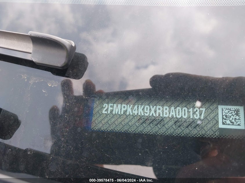 2024 Ford Edge Titanium VIN: 2FMPK4K9XRBA00137 Lot: 39578475
