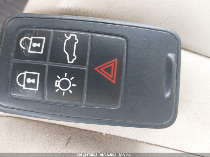 2015 Volvo S60 T5 Premier VIN: YV140MFK2F1361213 Lot: 39578528