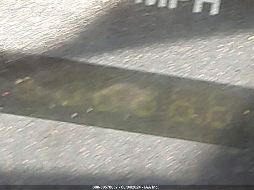 1999 Ford Expedition Eddie Bauer/Xlt VIN: 1FMPU18L2XLA90490 Lot: 39578637