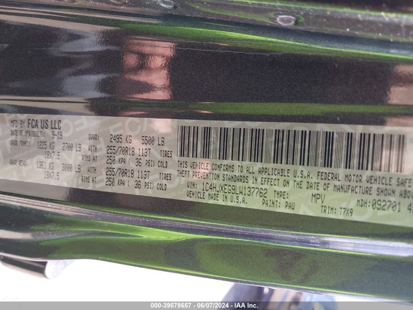 2020 Jeep Wrangler Unlimited Sahara 4X4 VIN: 1C4HJXEG9LW137762 Lot: 39578657