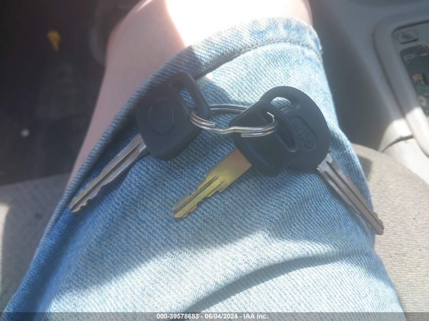 2002 Chevrolet Prizm VIN: 1Y1SK52832Z422289 Lot: 39578683