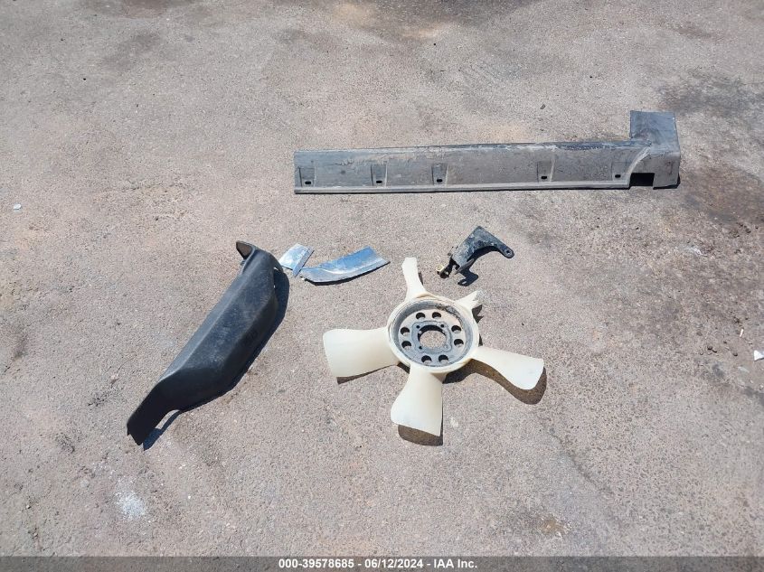 2017 Ram 1500 Laramie 4X4 5'7 Box VIN: 1C6RR7NM2HS882488 Lot: 39578685