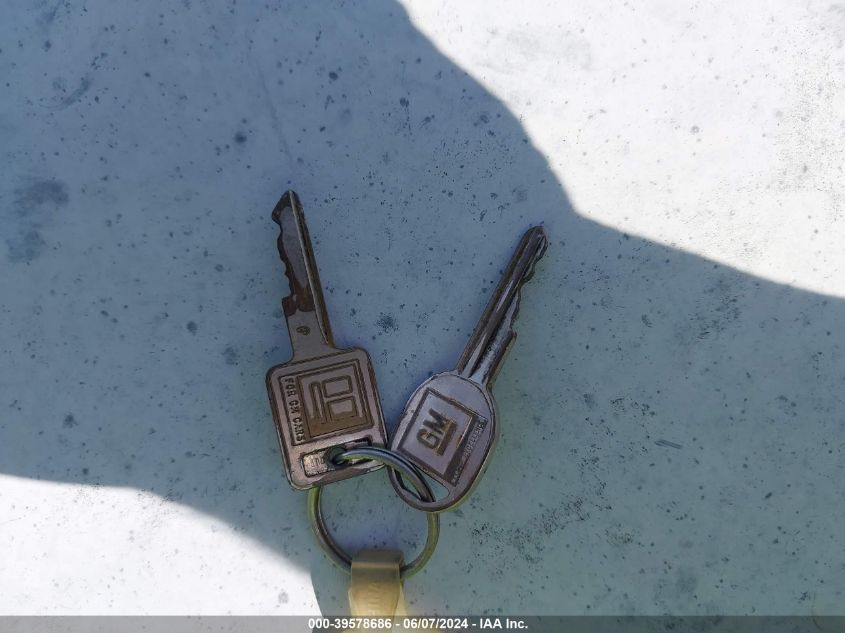 1992 Chevrolet Gmt-400 K2500 VIN: 1GCGK24K7NE149788 Lot: 39578686