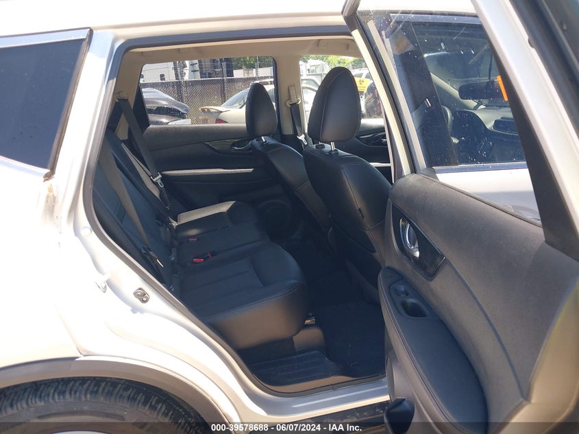 2017 Nissan Rogue Sl VIN: JN8AT2MV0HW019044 Lot: 39578688