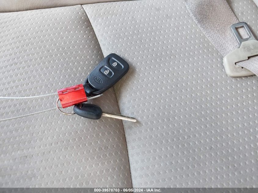 2012 Kia Sorento Lx VIN: 5XYKT3A12CG226256 Lot: 39578703