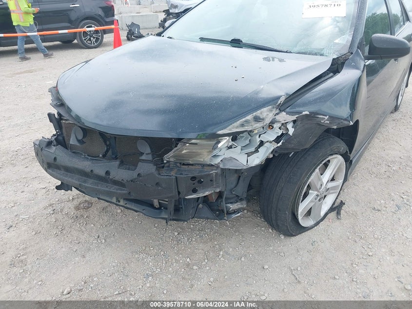 2014 Toyota Camry Se VIN: 4T1BF1FK5EU371642 Lot: 39578710