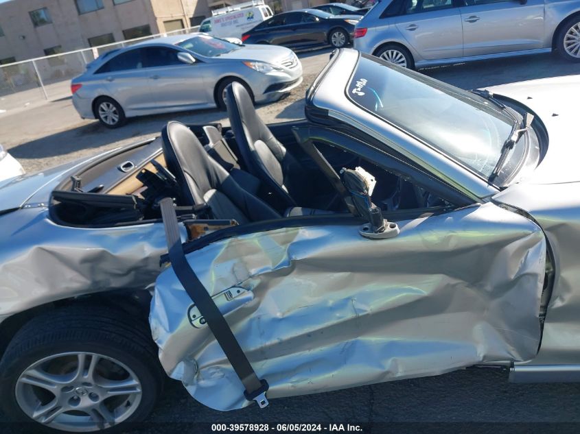 2005 Mazda Mx-5 Miata Ls VIN: JM1NB353250411833 Lot: 39578928