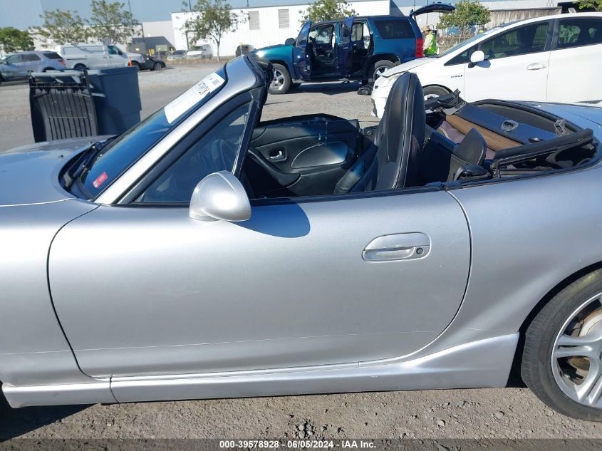 2005 Mazda Mx-5 Miata Ls VIN: JM1NB353250411833 Lot: 39578928