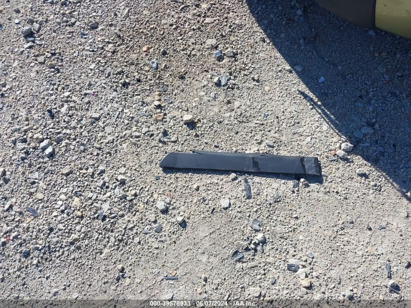 2011 Kia Soul + VIN: KNDJT2A20B7237024 Lot: 39578933