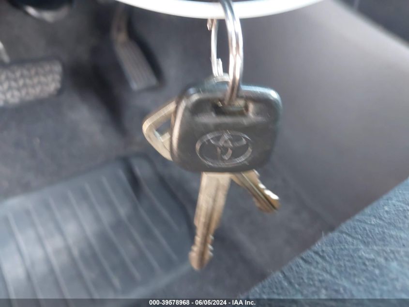 2008 Toyota Yaris VIN: JTDBT923684025386 Lot: 39578968