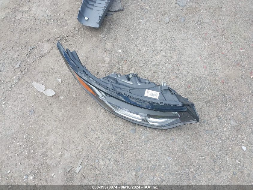 2018 Land Rover Discovery Hse VIN: SALRR2RV5JA057841 Lot: 39578974