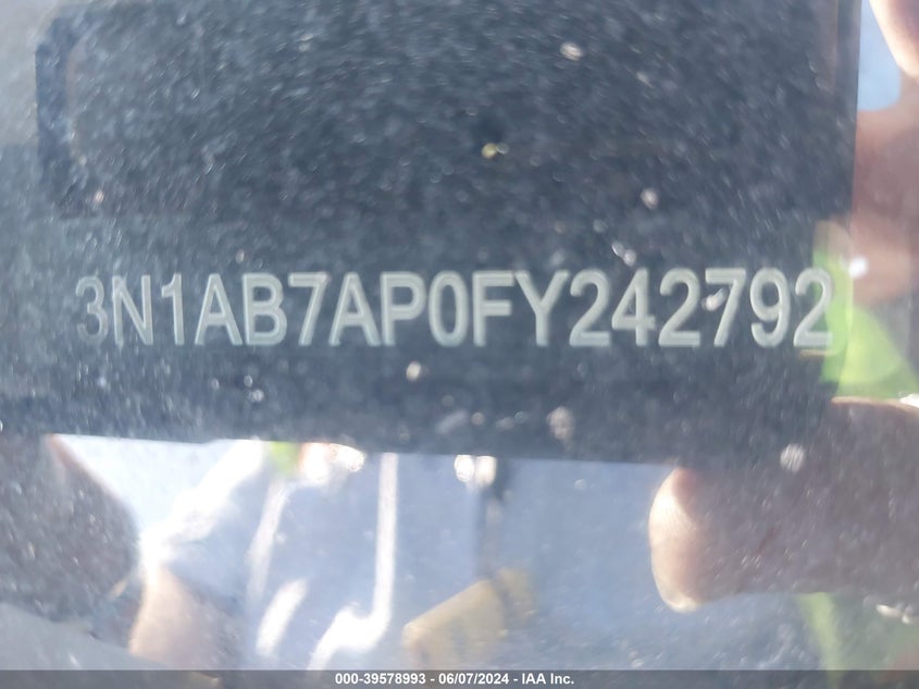 2015 Nissan Sentra Sr VIN: 3N1AB7AP0FY242792 Lot: 39578993