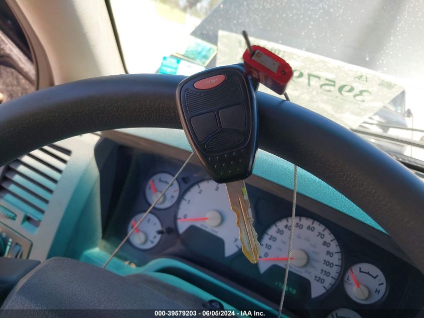 2007 Dodge Ram 1500 Slt VIN: 1D7HU18247J557572 Lot: 39579203