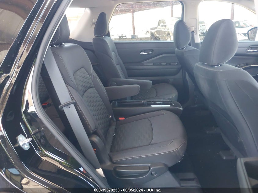 2022 Nissan Pathfinder Sv 4Wd VIN: 5N1DR3BD7NC238812 Lot: 39579233