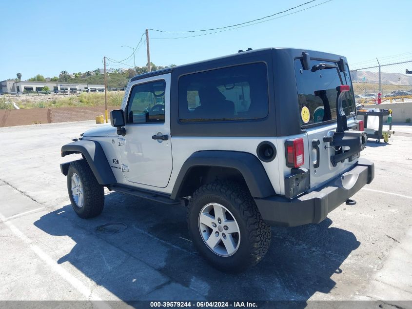 2007 Jeep Wrangler X VIN: 1J4FA241X7L112104 Lot: 39579244