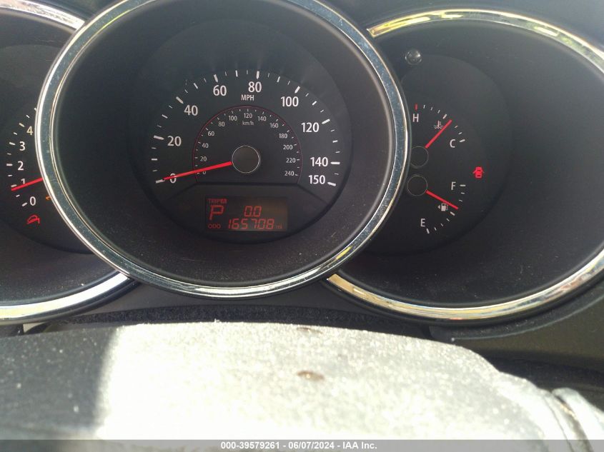 2011 Kia Sorento Lx VIN: 5XYKTCA15BG019858 Lot: 39579261