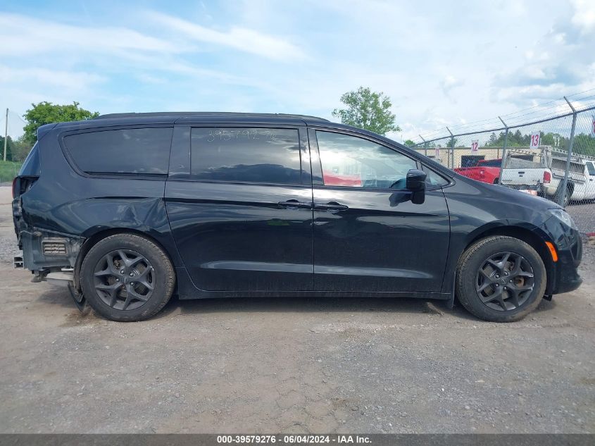 2020 Chrysler Pacifica Touring L VIN: 2C4RC1BG8LR123053 Lot: 39579276