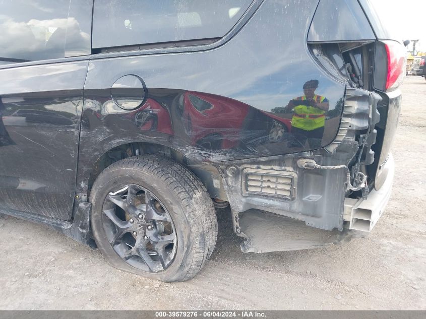 2020 Chrysler Pacifica Touring L VIN: 2C4RC1BG8LR123053 Lot: 39579276