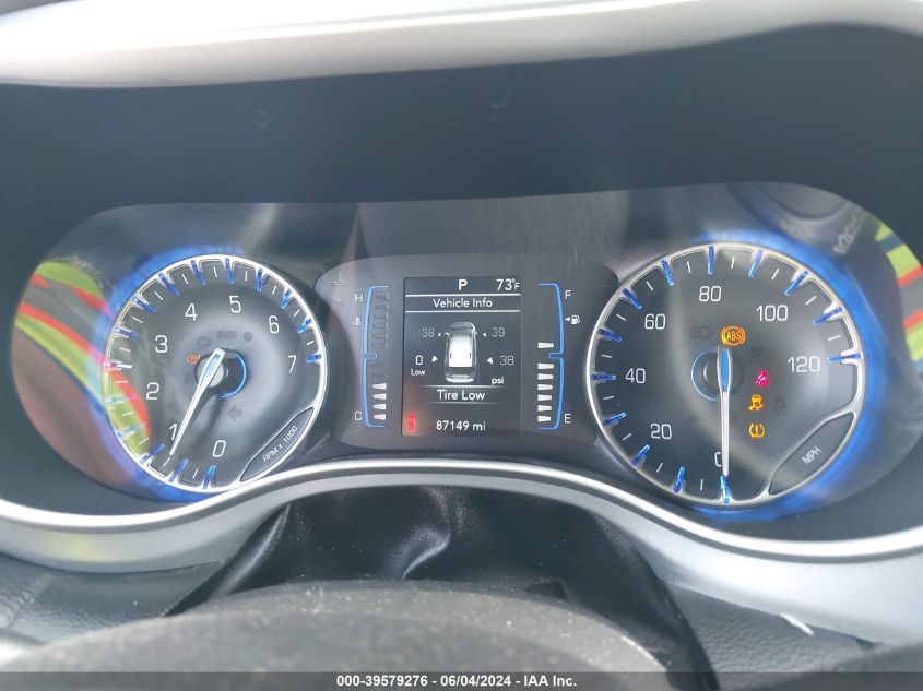 2020 Chrysler Pacifica Touring L VIN: 2C4RC1BG8LR123053 Lot: 39579276