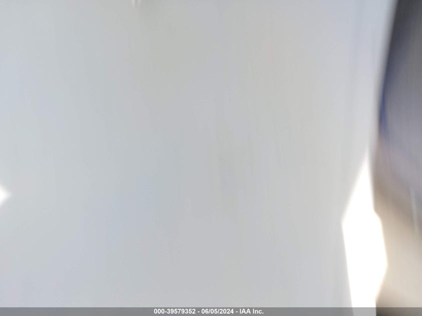 2017 Toyota Corolla Le VIN: 5YFBURHEXHP676829 Lot: 39579352