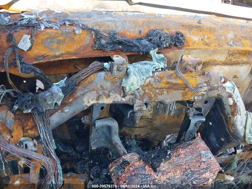 2011 Chevrolet Silverado 1500 Lt VIN: 3GCPKSE35BG394911 Lot: 39579376