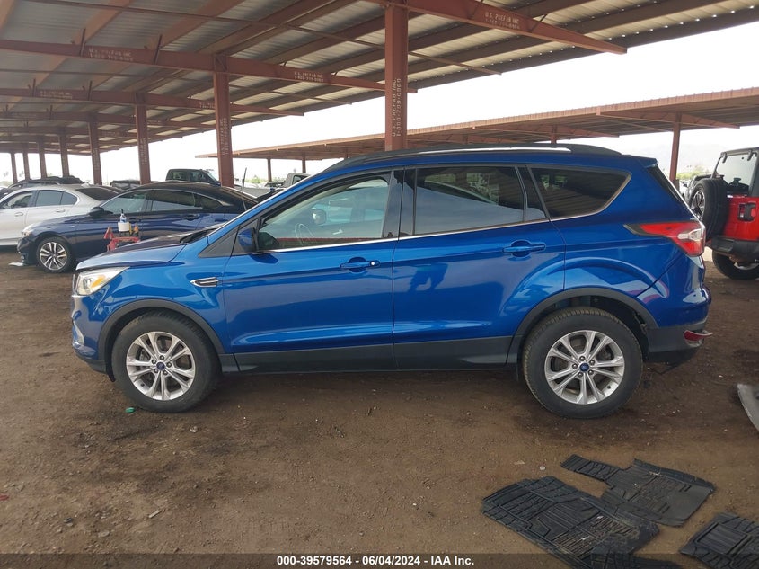 2017 Ford Escape Se VIN: 1FMCU9GD5HUB60390 Lot: 39579564