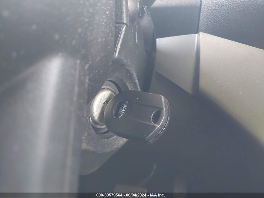 2017 Ford Escape Se VIN: 1FMCU9GD5HUB60390 Lot: 39579564