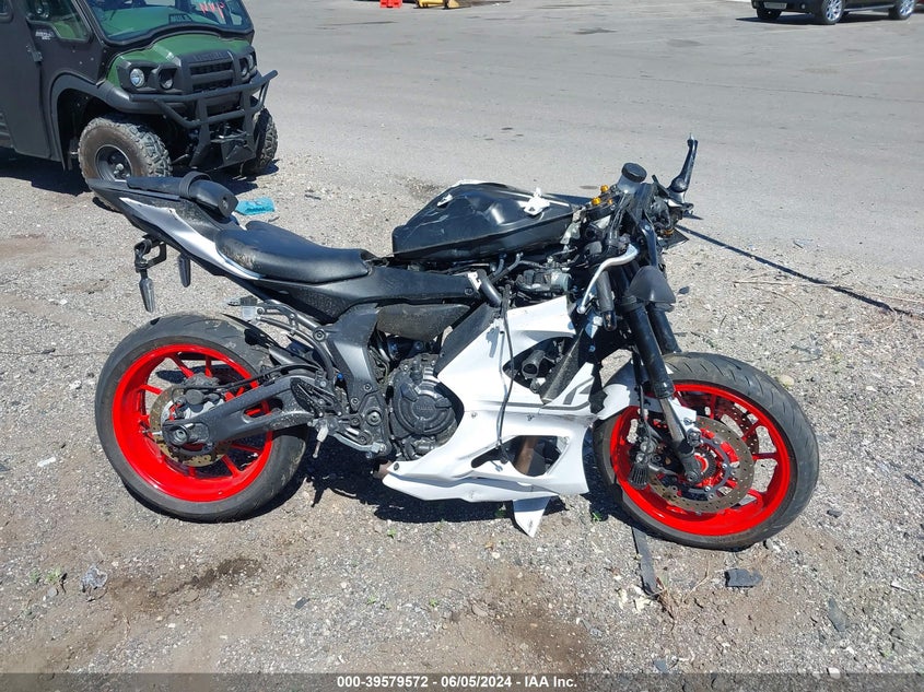 VIN JYARM38E7PA006486 2023 YAMAHA YZFR7
