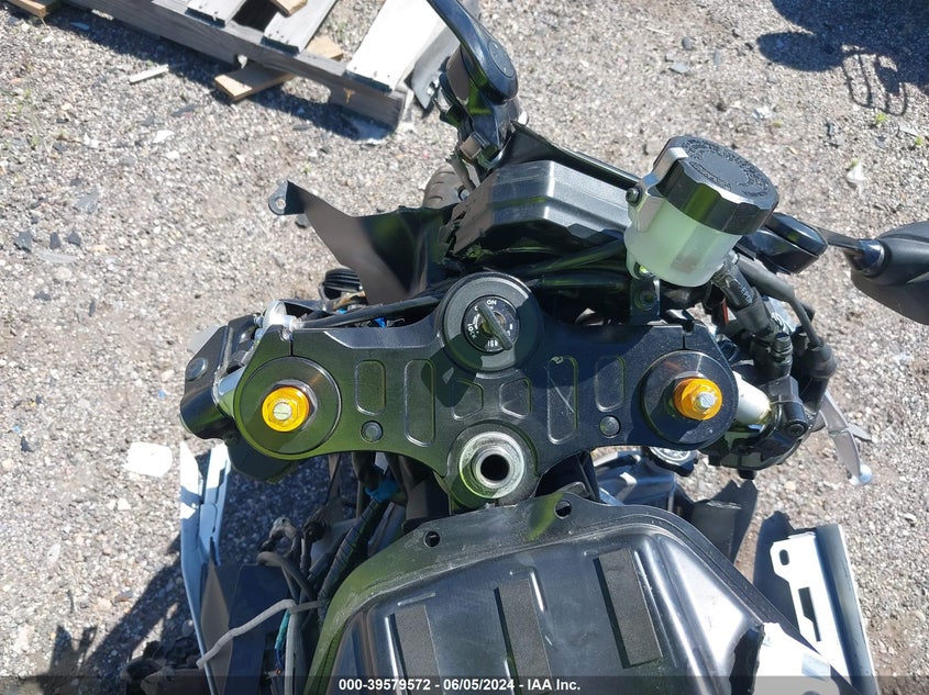 VIN JYARM38E7PA006486 2023 YAMAHA YZFR7