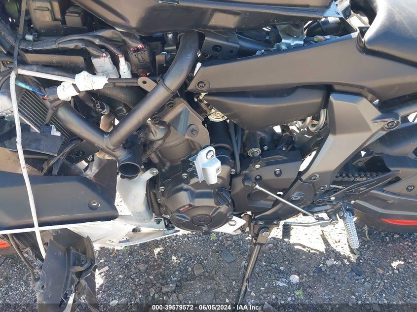 VIN JYARM38E7PA006486 2023 YAMAHA YZFR7