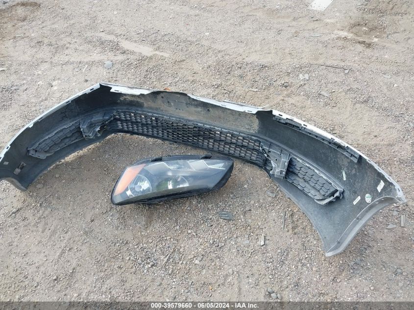 2015 Volkswagen Passat 1.8T S VIN: 1VWAS7A31FC021010 Lot: 39579660