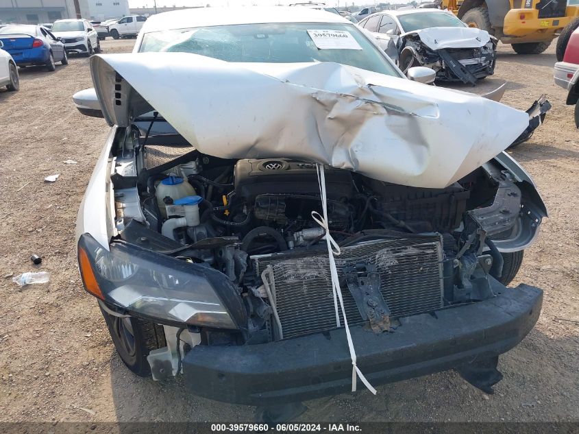 2015 Volkswagen Passat 1.8T S VIN: 1VWAS7A31FC021010 Lot: 39579660