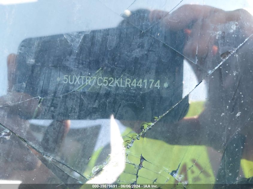 2019 BMW X3 Sdrive30I VIN: 5UXTR7C52KLR44174 Lot: 39579691