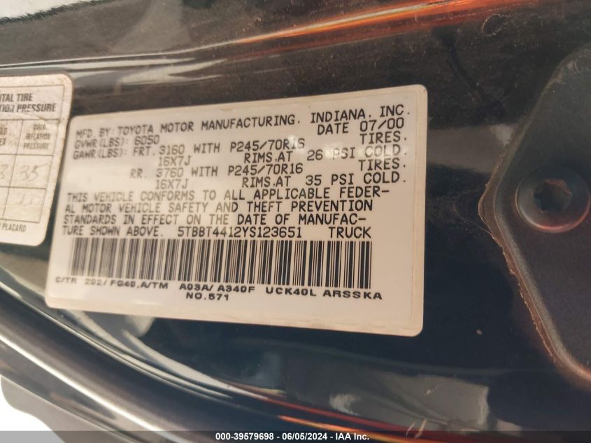 2000 Toyota Tundra Sr5 V8 VIN: 5TBBT4412YS123651 Lot: 39579698