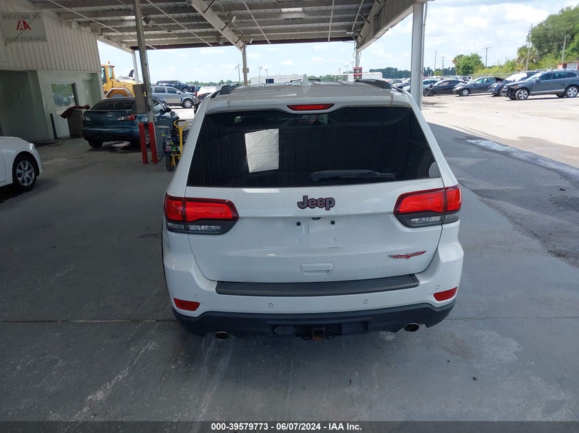 2018 Jeep Grand Cherokee Trailhawk 4X4 VIN: 1C4RJFLGXJC166168 Lot: 39579773