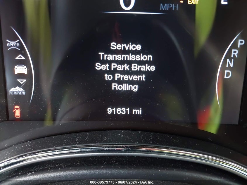 2018 Jeep Grand Cherokee Trailhawk 4X4 VIN: 1C4RJFLGXJC166168 Lot: 39579773