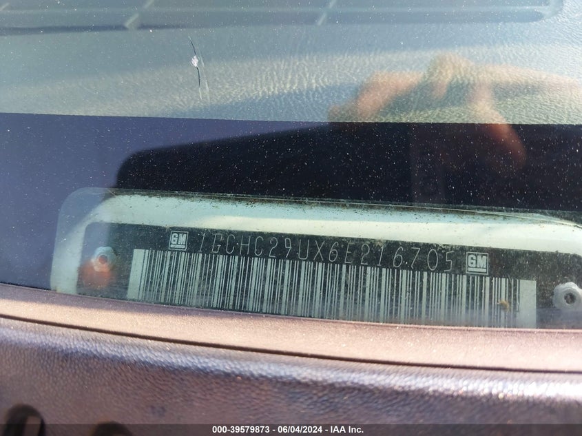 2006 Chevrolet Silverado 2500Hd Work Truck VIN: 1GCHC29UX6E216705 Lot: 39579873