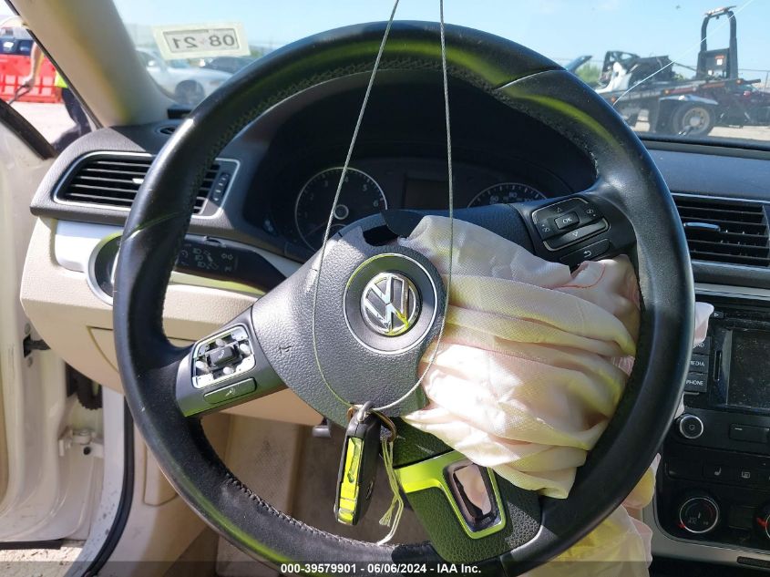 2013 Volkswagen Passat 2.5L Se VIN: 1VWBH7A35DC107386 Lot: 39579901