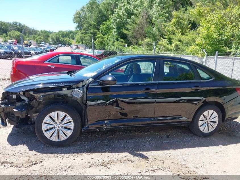 2019 Volkswagen Jetta 1.4T R-Line/1.4T S/1.4T Se VIN: 3VWCB7BU6KM248105 Lot: 39579969