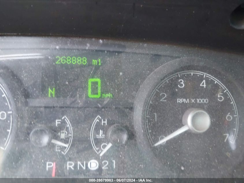 2006 Lincoln Town Car Signature VIN: 1LNHM81V26Y624551 Lot: 39579983