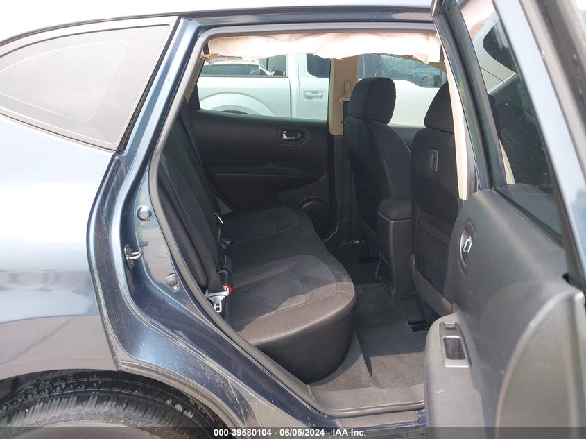 2015 Nissan Rogue Select S VIN: JN8AS5MT5FW667401 Lot: 39580104