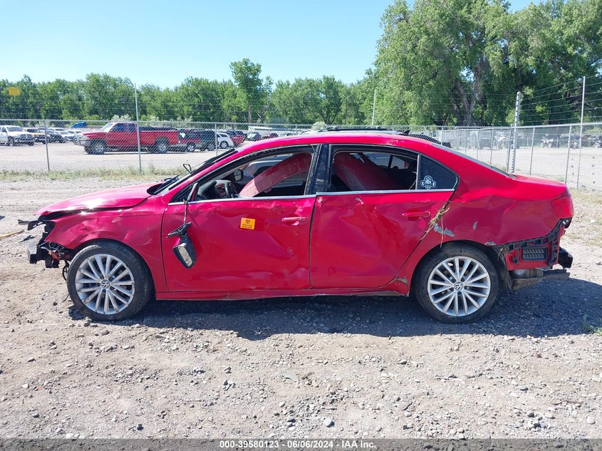 2011 Volkswagen Jetta 2.5L Sel VIN: 3VWLX7AJ8BM394448 Lot: 39580123