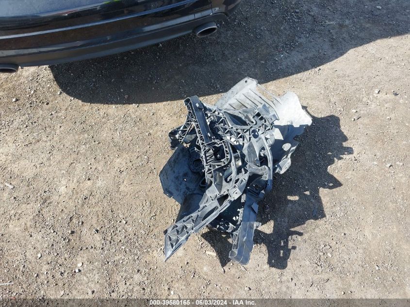 2011 Mercedes-Benz C 300 Luxury 4Matic/Sport 4Matic VIN: WDDGF8BB1BR156031 Lot: 39580165