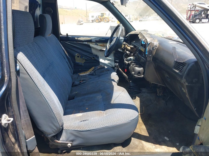 1993 Toyota Pickup 1/2 Ton Short Whlbase Stb VIN: 4TARN81A6PZ066942 Lot: 39580339