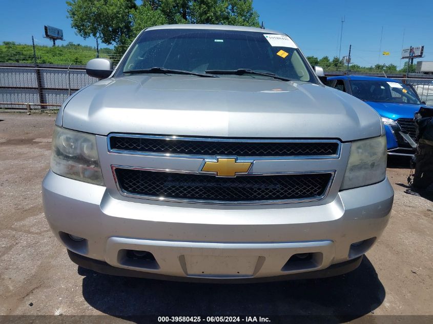 2011 Chevrolet Suburban 1500 Ls VIN: 1GNSKHE31BR215882 Lot: 39580425